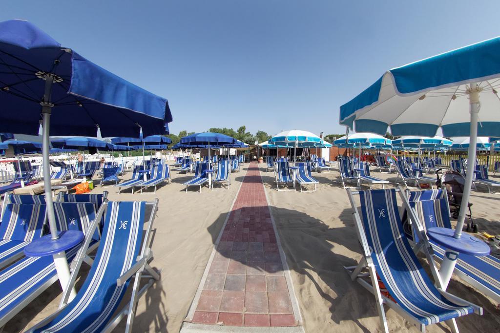 Hotel Capo Circeo Centro Benessere & Padel Сан-Феличе-Чирчео Экстерьер фото