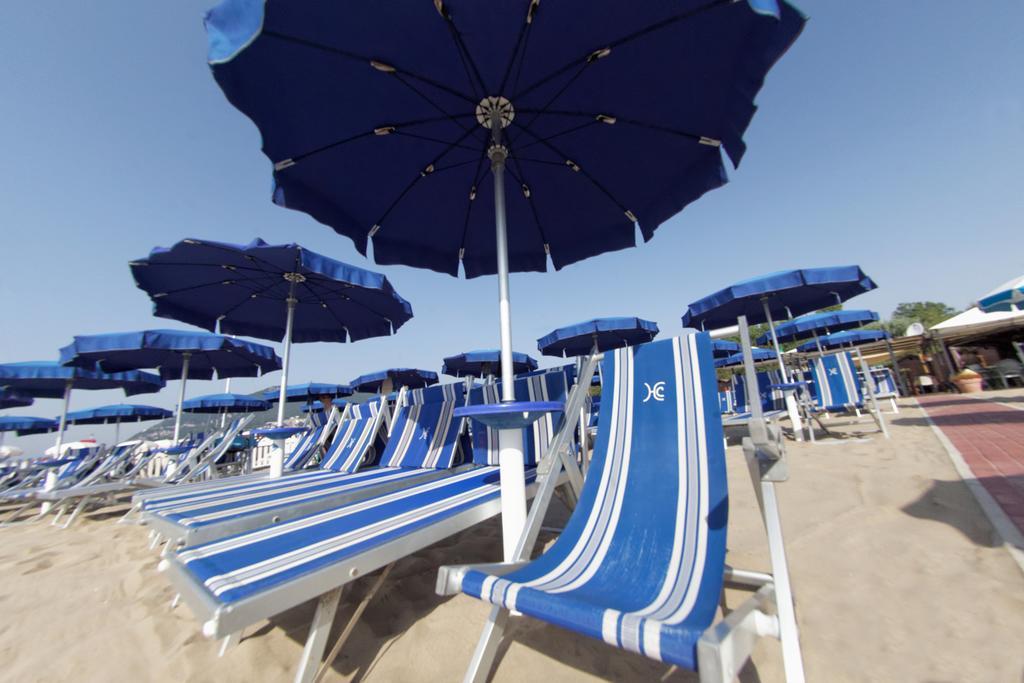 Hotel Capo Circeo Centro Benessere & Padel Сан-Феличе-Чирчео Экстерьер фото