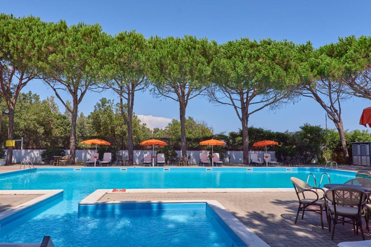 Hotel Capo Circeo Centro Benessere & Padel Сан-Феличе-Чирчео Экстерьер фото