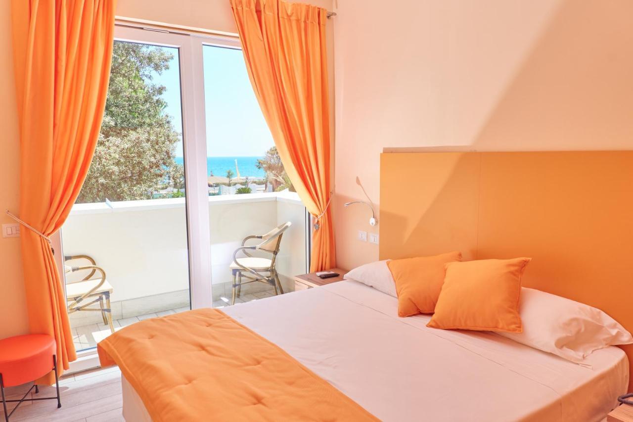 Hotel Capo Circeo Centro Benessere & Padel Сан-Феличе-Чирчео Экстерьер фото